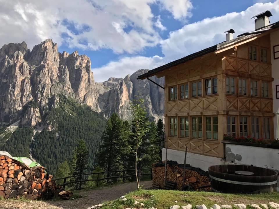 博萨迪法萨 Rifugio Negritella酒店 外观 照片